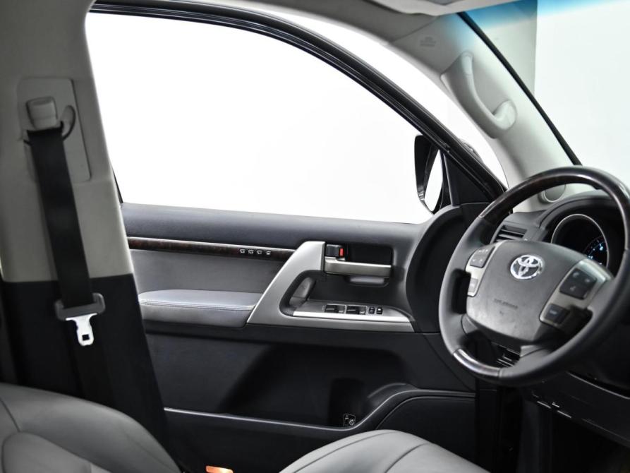 Toyota Land Cruiser 200 Series Москва  - изображение 12