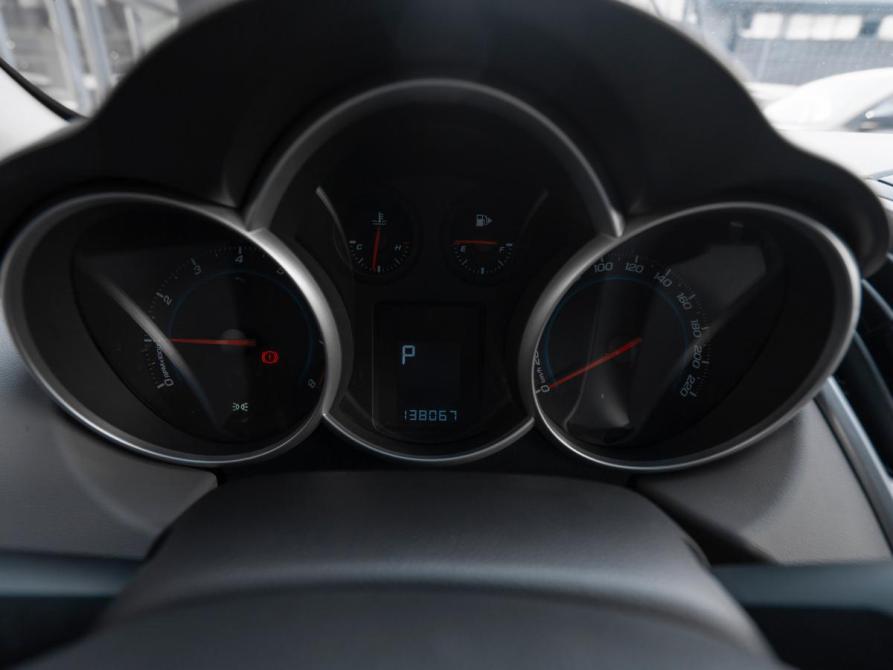 Chevrolet Cruze I Рестайлинг Москва  - изображение 11