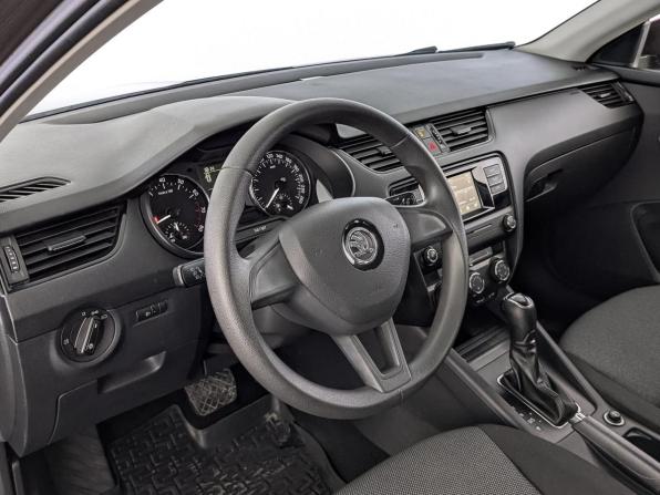 Skoda Octavia III (A7) с пробегом 2017 года, цена 1 300 000 рублей, 218916 км, лифтбек, Автокод Объявления