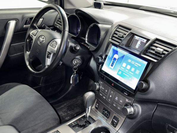 Toyota Highlander II (XU40) Рестайлинг с пробегом 2013 года, цена 1 850 000 рублей, 239510 км, внедорожник, Автокод Объявления