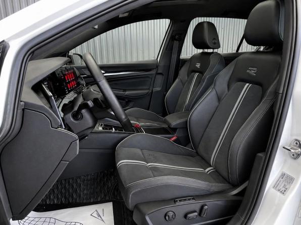 Volkswagen Golf VIII с пробегом 2022 года, цена 2 037 000 рублей, 34000 км, хэтчбек, Автокод Объявления
