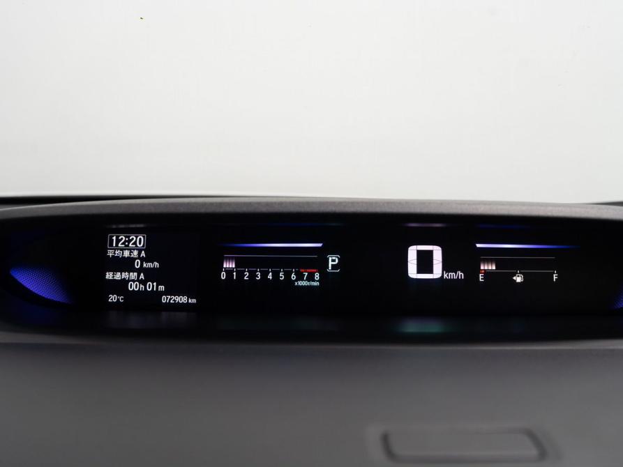 Honda Stepwgn V Рестайлинг Чита  - изображение 11