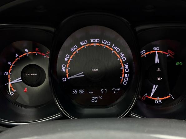Lada (ВАЗ) Vesta I с пробегом 2021 года, цена 1 129 000 рублей, 59186 км, универсал, Автокод Объявления