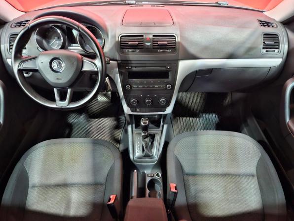 Skoda Yeti I Рестайлинг с пробегом 2014 года, цена 855 000 рублей, 190600 км, внедорожник, Автокод Объявления