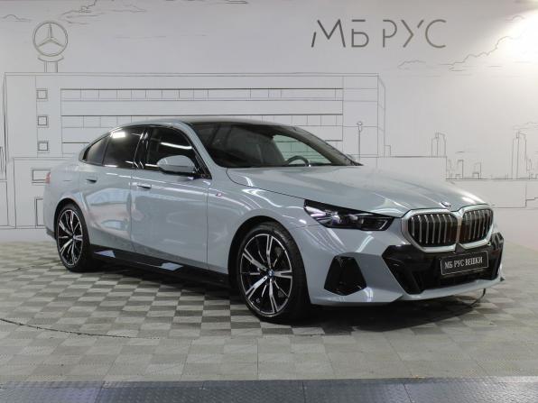 BMW 5 серии VIII (G60/G61/G68) с пробегом 2024 года, цена 7 250 000 рублей, 42000 км, седан, Автокод Объявления