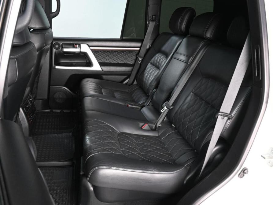 Toyota Land Cruiser 200 Series Рестайлинг 2 Ростов-на-Дону  - изображение 9