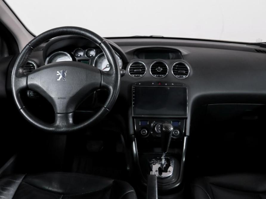 Peugeot 308 I Москва  - изображение 12