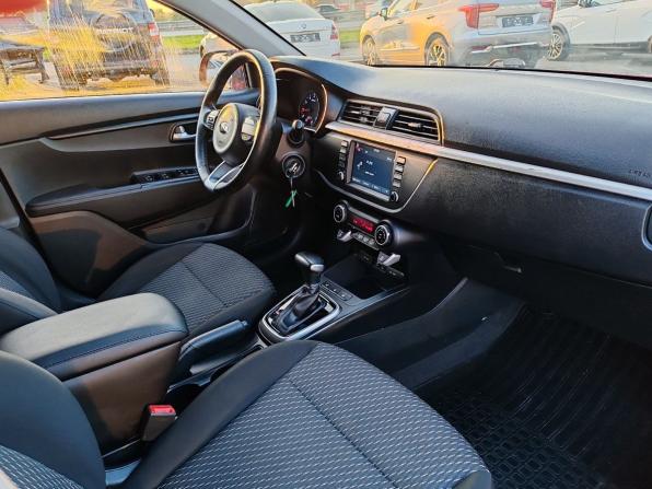 Kia Rio IV с пробегом 2018 года, цена 1 445 000 рублей, 95352 км, хэтчбек, Автокод Объявления