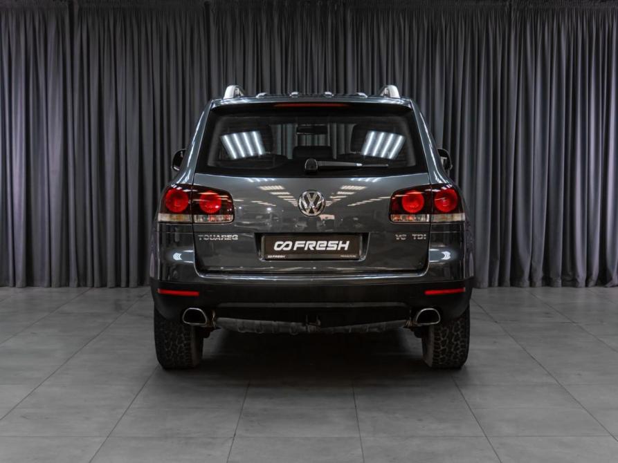 Volkswagen Touareg I Рестайлинг Тюмень  - изображение 4