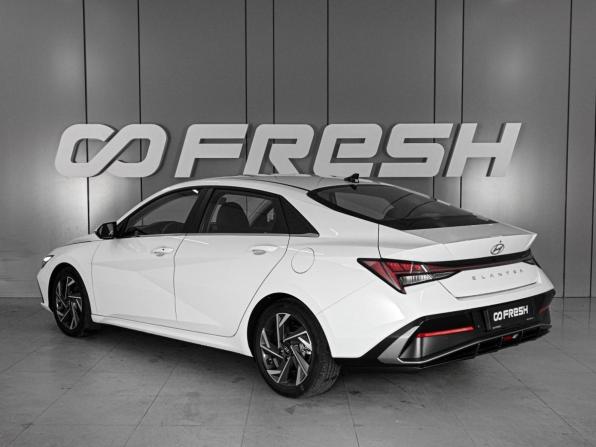 Hyundai Elantra VII (CN7) Рестайлинг с пробегом 2023 года, цена 2 829 000 рублей, 528 км, седан, Автокод Объявления
