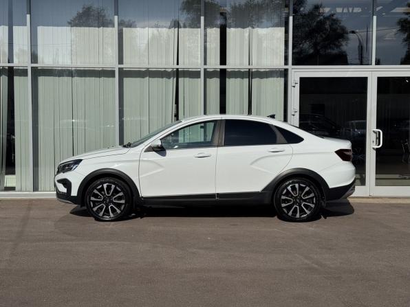 Lada (ВАЗ) Vesta I Рестайлинг (NG) с пробегом 2023 года, цена 1 370 000 рублей, 33928 км, седан, Автокод Объявления