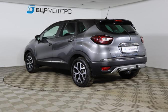Renault Kaptur I с пробегом 2018 года, цена 1 629 990 рублей, 115413 км, внедорожник, Автокод Объявления