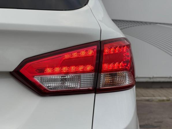 Dongfeng AX7 I с пробегом 2017 года, цена 1 060 000 рублей, 140146 км, внедорожник, Автокод Объявления