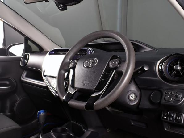 Toyota Aqua I Рестайлинг 2 с пробегом 2019 года, цена 1 099 999 рублей, 136624 км, хэтчбек, Автокод Объявления