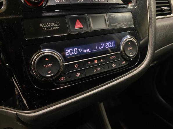 Mitsubishi Outlander III с пробегом 2013 года, цена 1 400 000 рублей, 219898 км, внедорожник, Автокод Объявления