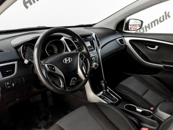 Hyundai i30 II с пробегом 2013 года, цена 1 000 000 рублей, 218096 км, хэтчбек, Автокод Объявления