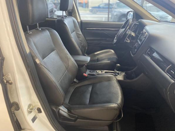 Mitsubishi Outlander III Рестайлинг с пробегом 2015 года, цена 1 350 000 рублей, 293338 км, внедорожник, Автокод Объявления