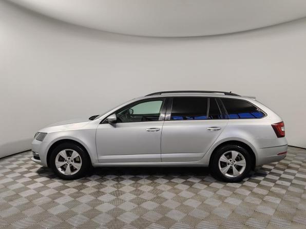 Skoda Octavia III (A7) Рестайлинг с пробегом 2017 года, цена 1 799 000 рублей, 173154 км, универсал, Автокод Объявления