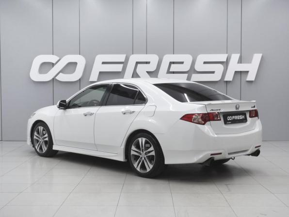 Honda Accord VIII Рестайлинг с пробегом 2012 года, цена 1 330 000 рублей, 226633 км, седан, Автокод Объявления