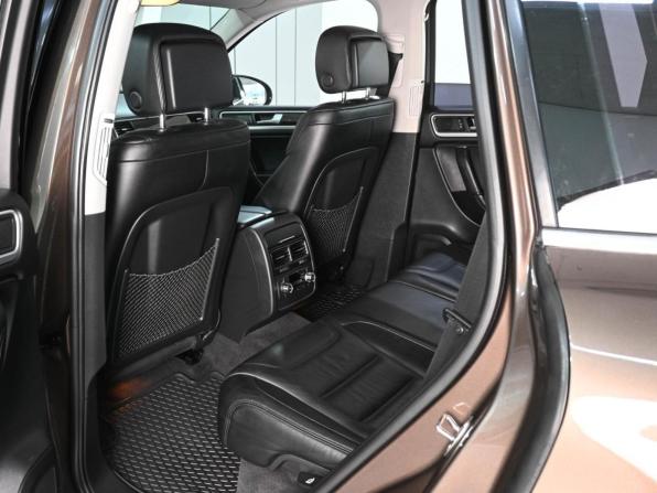 Volkswagen Touareg II с пробегом 2011 года, цена 2 399 000 рублей, 139981 км, внедорожник, Автокод Объявления