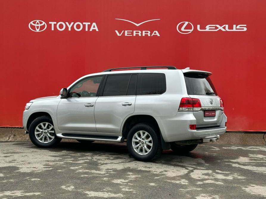 Toyota Land Cruiser 200 Series Рестайлинг 2 Пермь  - изображение 3