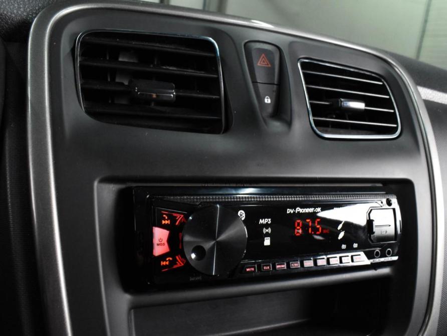 Renault Logan II Рестайлинг Воронеж  - изображение 13
