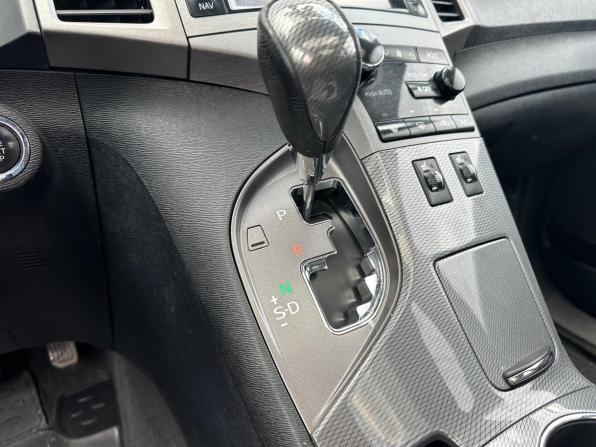 Toyota Venza I Рестайлинг с пробегом 2013 года, цена 2 480 000 рублей, 108000 км, внедорожник, Автокод Объявления