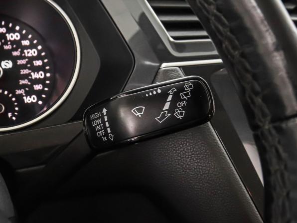 Volkswagen Tiguan II с пробегом 2017 года, цена 1 719 000 рублей, 162214 км, внедорожник, Автокод Объявления