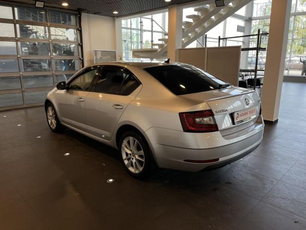 Skoda Octavia III (A7) Рестайлинг с пробегом 2017 года, цена 1 770 000 рублей, 189419 км, лифтбек, Автокод Объявления