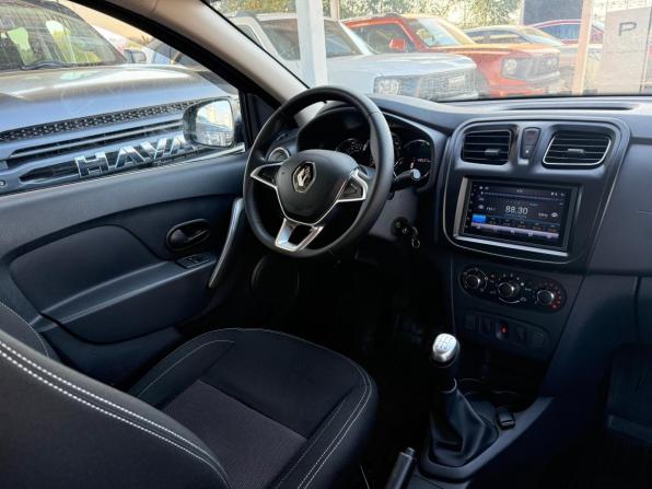 Renault Logan II Рестайлинг с пробегом 2021 года, цена 1 325 000 рублей, 49537 км, седан, Автокод Объявления