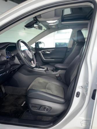 Toyota RAV4 V (XA50) с пробегом 2024 года, цена 3 965 000 рублей, 22186 км, внедорожник, Автокод Объявления