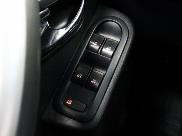 Nissan Terrano III (D10) с пробегом 2014 года, цена 999 000 рублей, 103000 км, внедорожник, Автокод Объявления