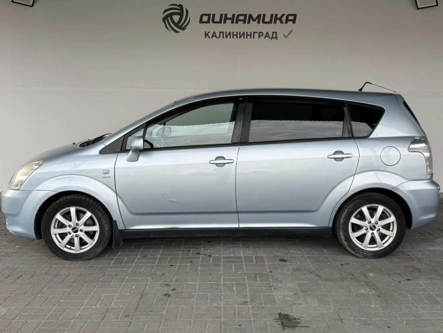 Toyota Corolla Verso I Рестайлинг Калининград  - изображение 2