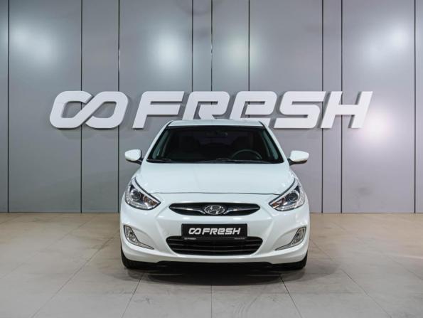 Hyundai Solaris I с пробегом 2013 года, цена 899 000 рублей, 144942 км, седан, Автокод Объявления