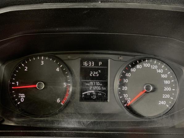 Volkswagen Caravelle T6 с пробегом 2018 года, цена 2 889 000 рублей, 212061 км, минивэн, Автокод Объявления