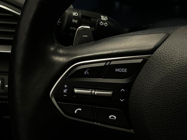 Hyundai Santa Fe IV Рестайлинг с пробегом 2021 года, цена 3 030 000 рублей, 120522 км, внедорожник, Автокод Объявления