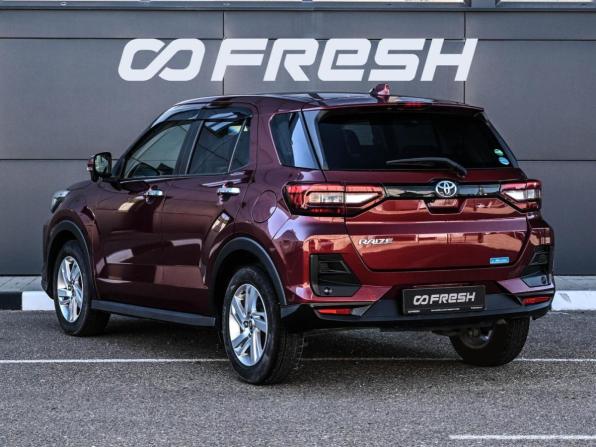 Toyota Raize I с пробегом 2020 года, цена 1 849 000 рублей, 78343 км, внедорожник, Автокод Объявления