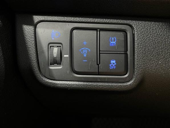 Hyundai Solaris II с пробегом 2018 года, цена 1 250 000 рублей, 122000 км, седан, Автокод Объявления