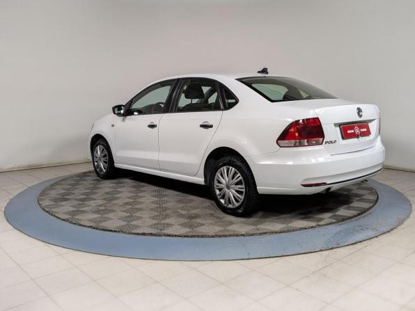 Volkswagen Polo V Рестайлинг с пробегом 2019 года, цена 899 900 рублей, 171000 км, седан, Автокод Объявления