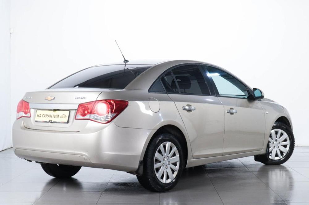 Chevrolet Cruze I Челябинск  - изображение 7