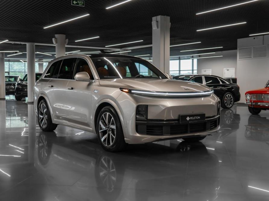Li Auto (Lixiang) L8 I Москва  - изображение 2