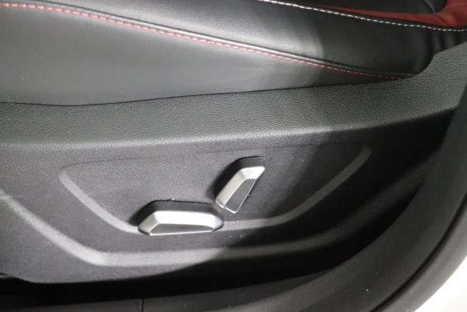 Geely Coolray I Рестайлинг с пробегом 2024 года, цена 2 299 990 рублей, 19517 км, внедорожник, Автокод Объявления