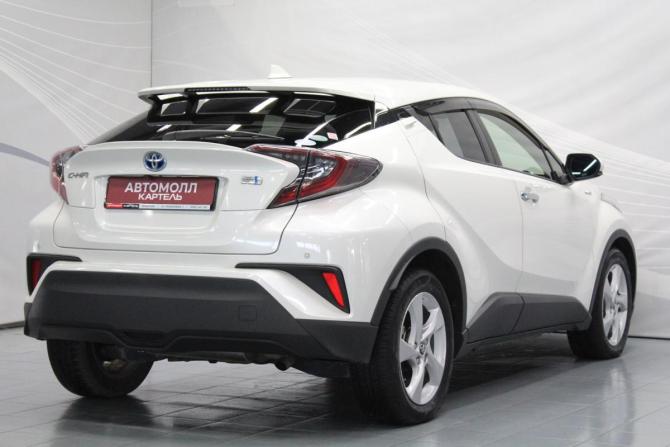 Toyota C-HR I с пробегом 2018 года, цена 2 099 000 рублей, 51000 км, внедорожник, Автокод Объявления