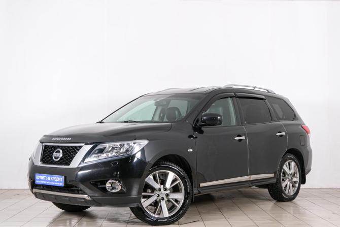 Nissan Pathfinder IV с пробегом 2015 года, цена 1 989 000 рублей, 146000 км, внедорожник, Автокод Объявления