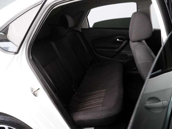 Volkswagen Polo V Рестайлинг с пробегом 2018 года, цена 1 250 000 рублей, 173482 км, седан, Автокод Объявления