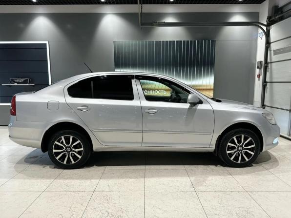 Skoda Octavia II (A5) Рестайлинг с пробегом 2012 года, цена 739 000 рублей, 215000 км, лифтбек, Автокод Объявления