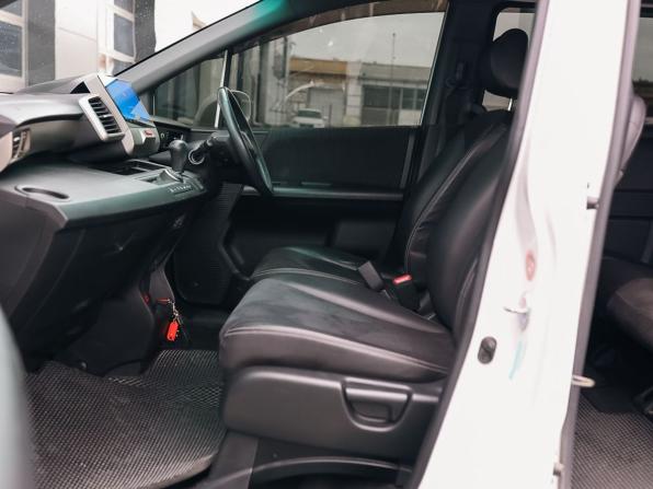 Honda Freed I Рестайлинг с пробегом 2014 года, цена 1 155 000 рублей, 169886 км, компактвэн, Автокод Объявления