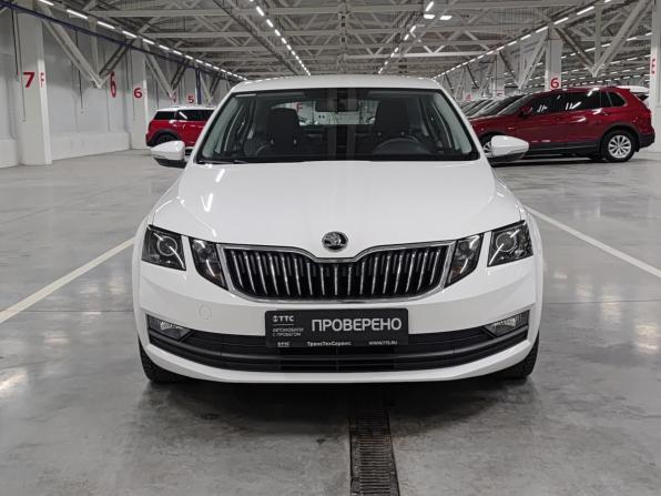 Skoda Octavia III (A7) Рестайлинг с пробегом 2022 года, цена 2 165 000 рублей, 22001 км, лифтбек, Автокод Объявления