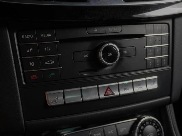 Mercedes-Benz CLS II (C218) Рестайлинг с пробегом 2015 года, цена 2 499 000 рублей, 338338 км, седан, Автокод Объявления