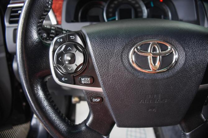 Toyota Camry VII (XV50) с пробегом 2013 года, цена 1 819 000 рублей, 203569 км, седан, Автокод Объявления